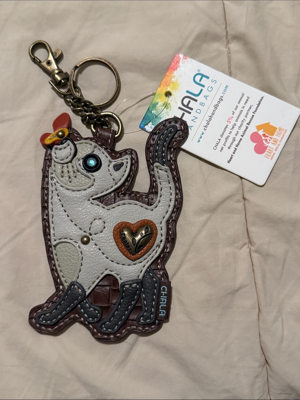CHALA Slim Cat Key Fob Coin Purse & Bag Charm - Cream/Grey Vegan Leather